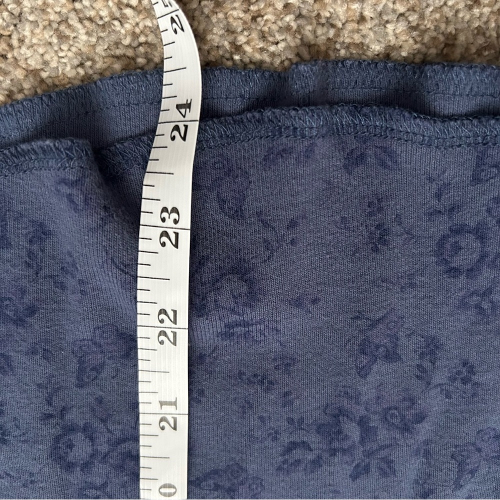 Y2K style Gap floral butterfly print lettuce hem top L - Picture 6 of 7